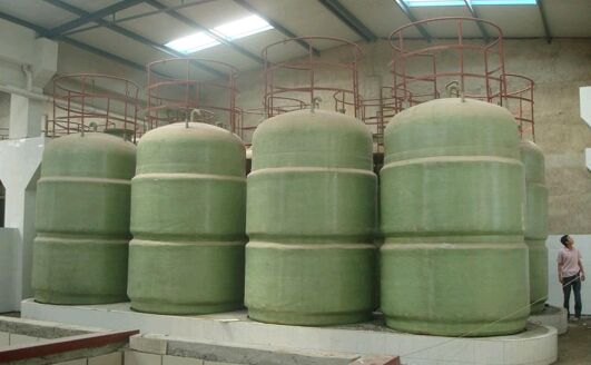 玻璃鋼鹽酸儲(chǔ)罐